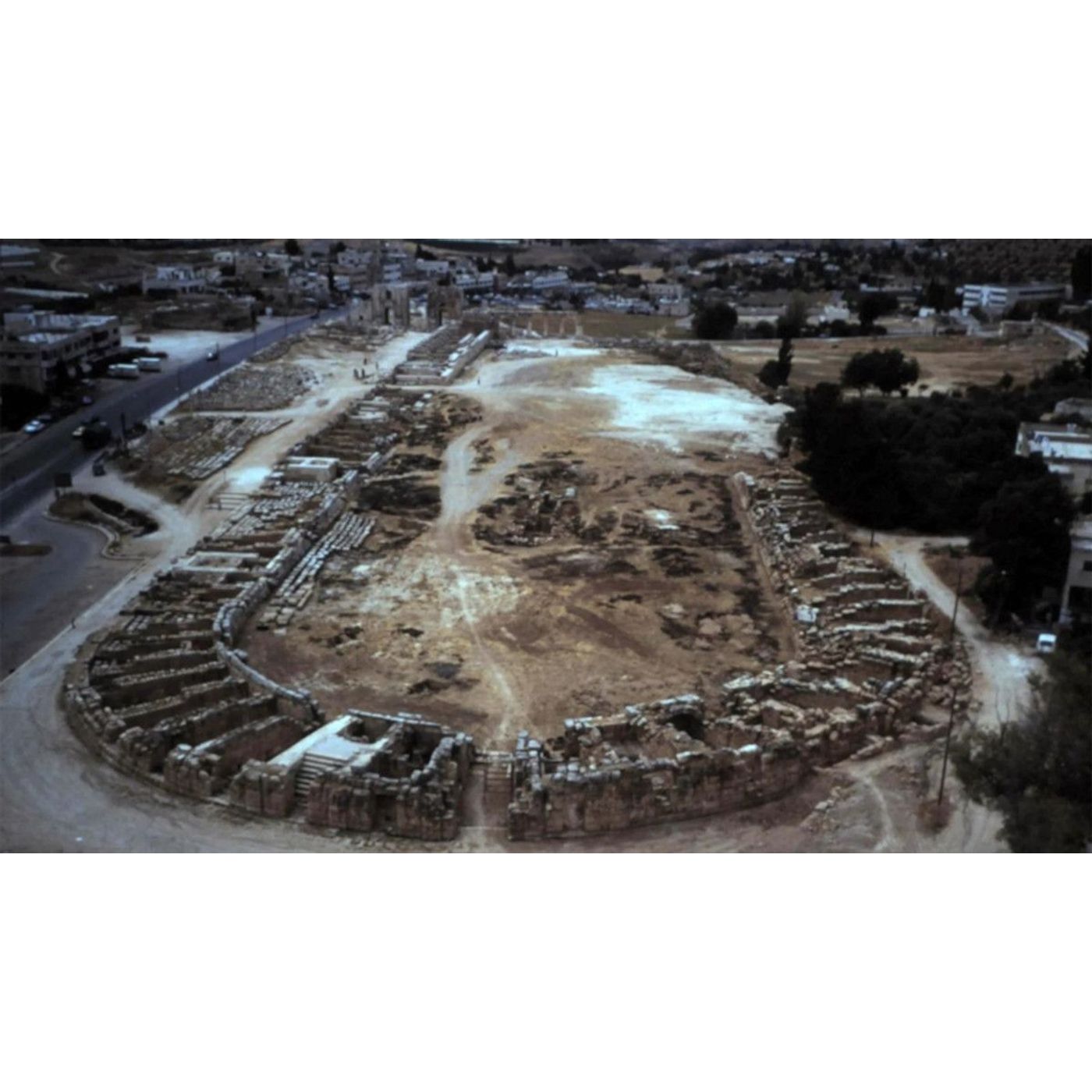 Ancient Mass Grave Reveals How a Pandemic Wiped Out a City 1,500 Years Ago | Ancient Origins episode artwork