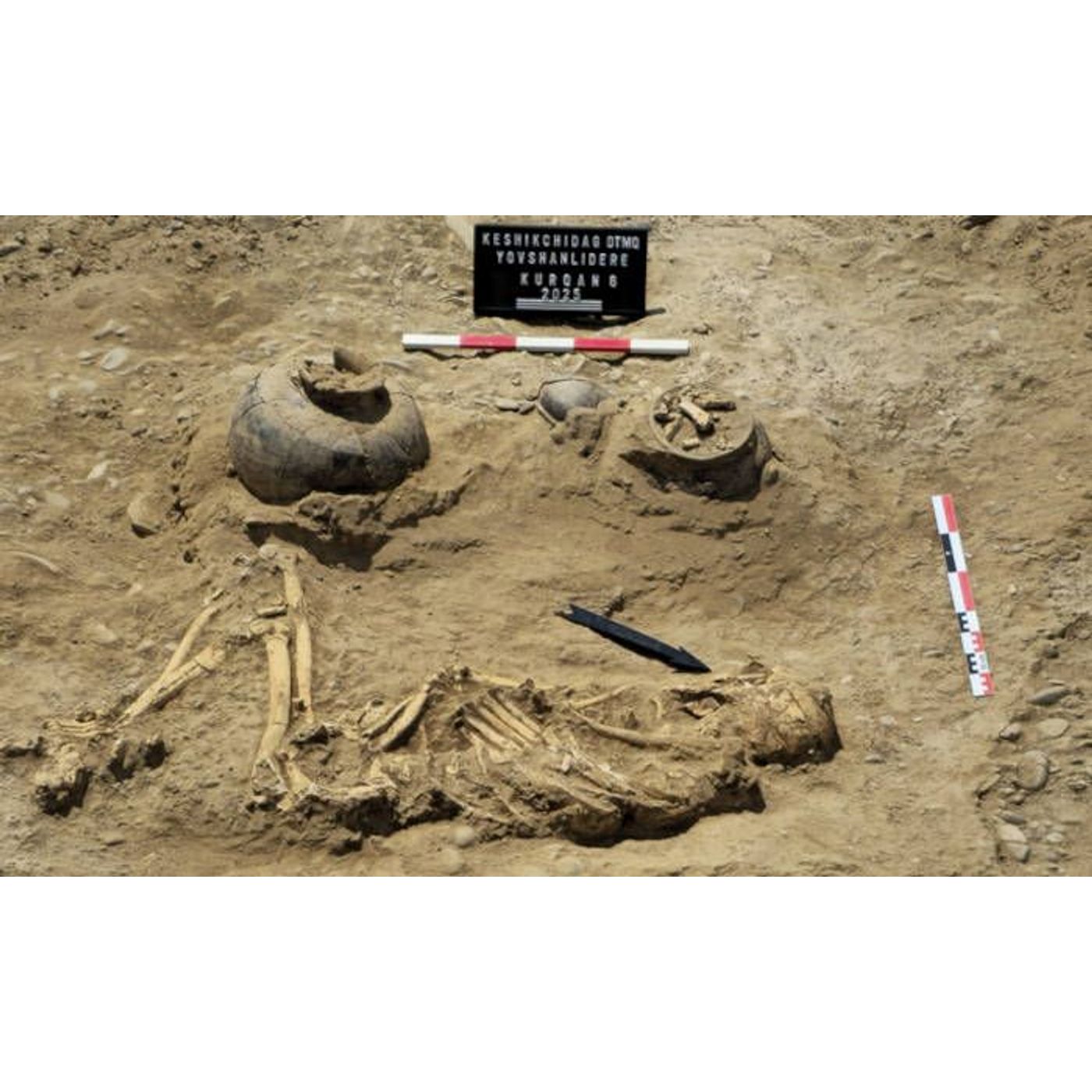 Towering Bronze Age Warrior Found in 3,800-Year-Old Azerbaijan Kurgan | Ancient Origins
