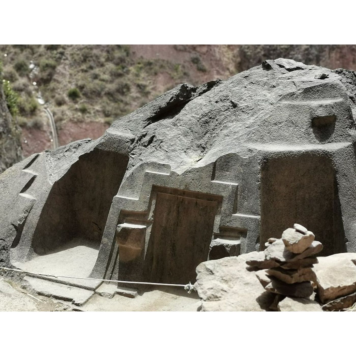 The Naupa Huaca Portal: Evidence of a Lost Ancient Connection? | Ancient Origins episode artwork