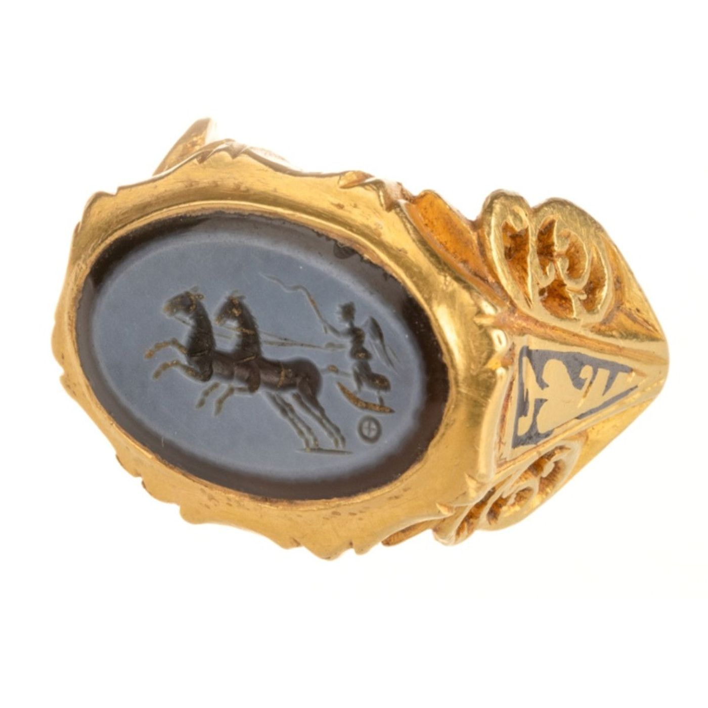 Extraordinary Ring Sheds Light on Roman Unrest in Britannia | Ancient Origins episode artwork
