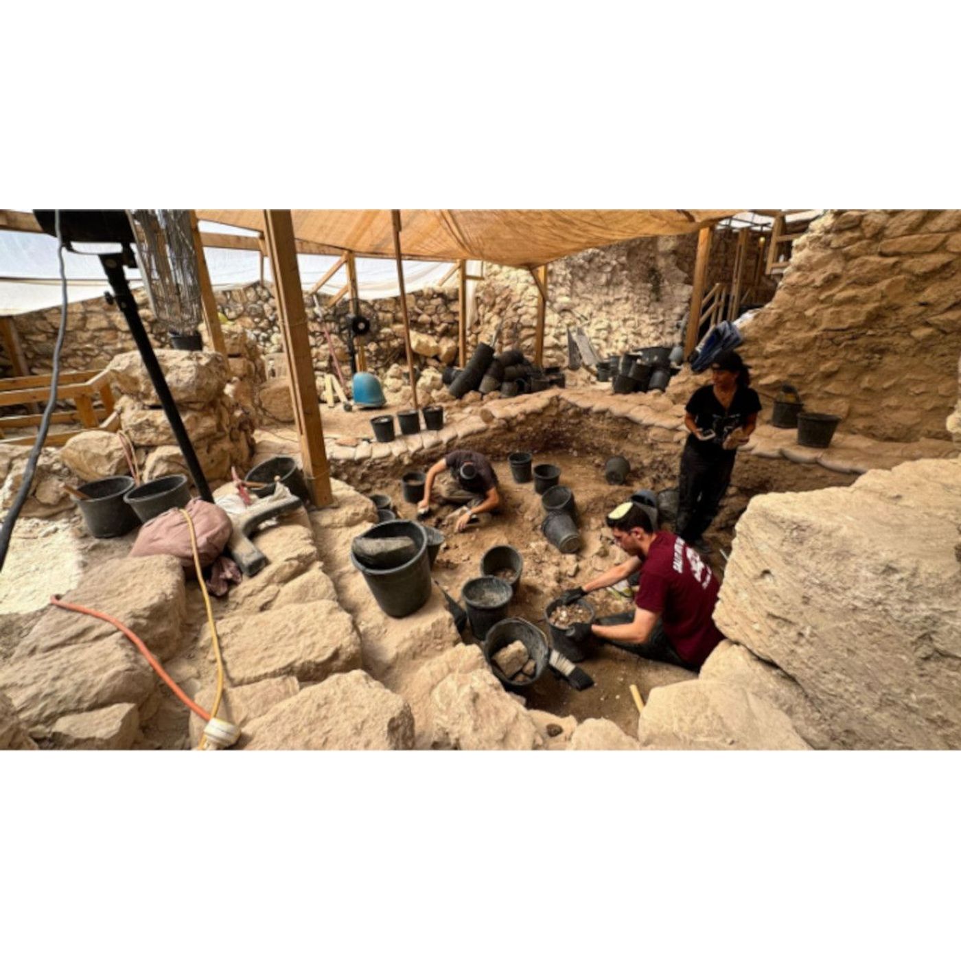 Burned Wooden Beams From Jerusalem’s First Temple Destruction Unearthed | Ancient Origins episode artwork