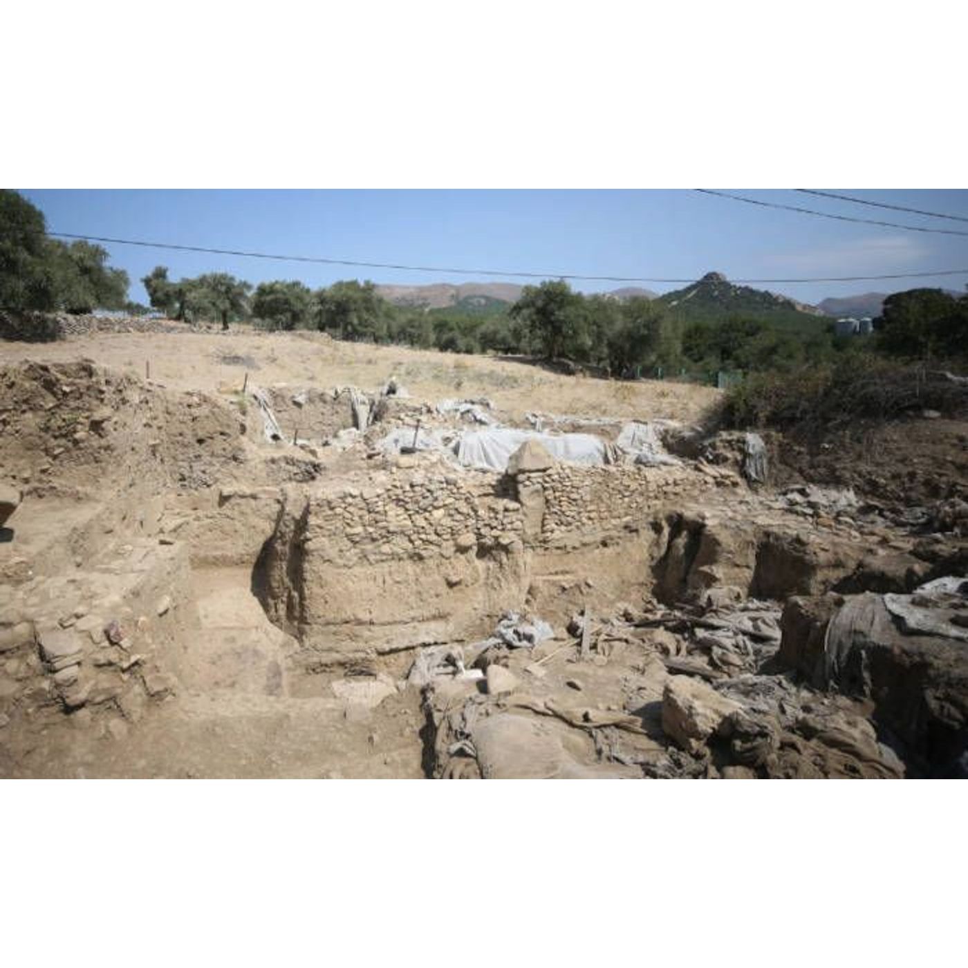 Neolithic Twin of Knossos: First 8,800-Year-Old Farming Houses Discovered in Turkey | Ancient Origins