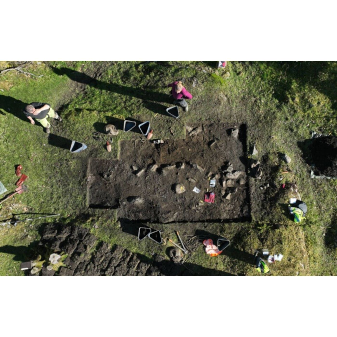 cover of episode Viking Age Burial Site Yields Luxuries of Wealthy Elite Women | Ancient Origins