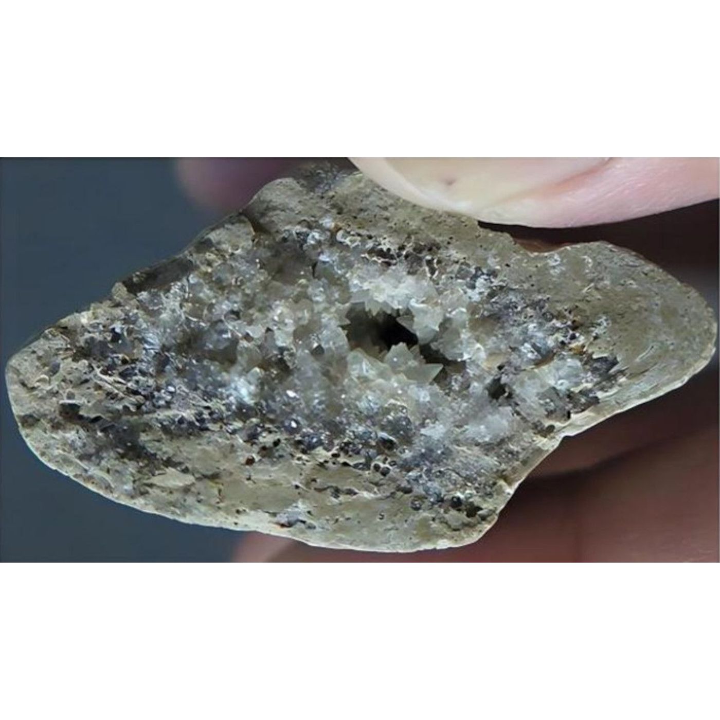 Ice Age Butcher’s Tools Reveal Ancient Human Creativity in Hard Times | Ancient Origins episode artwork