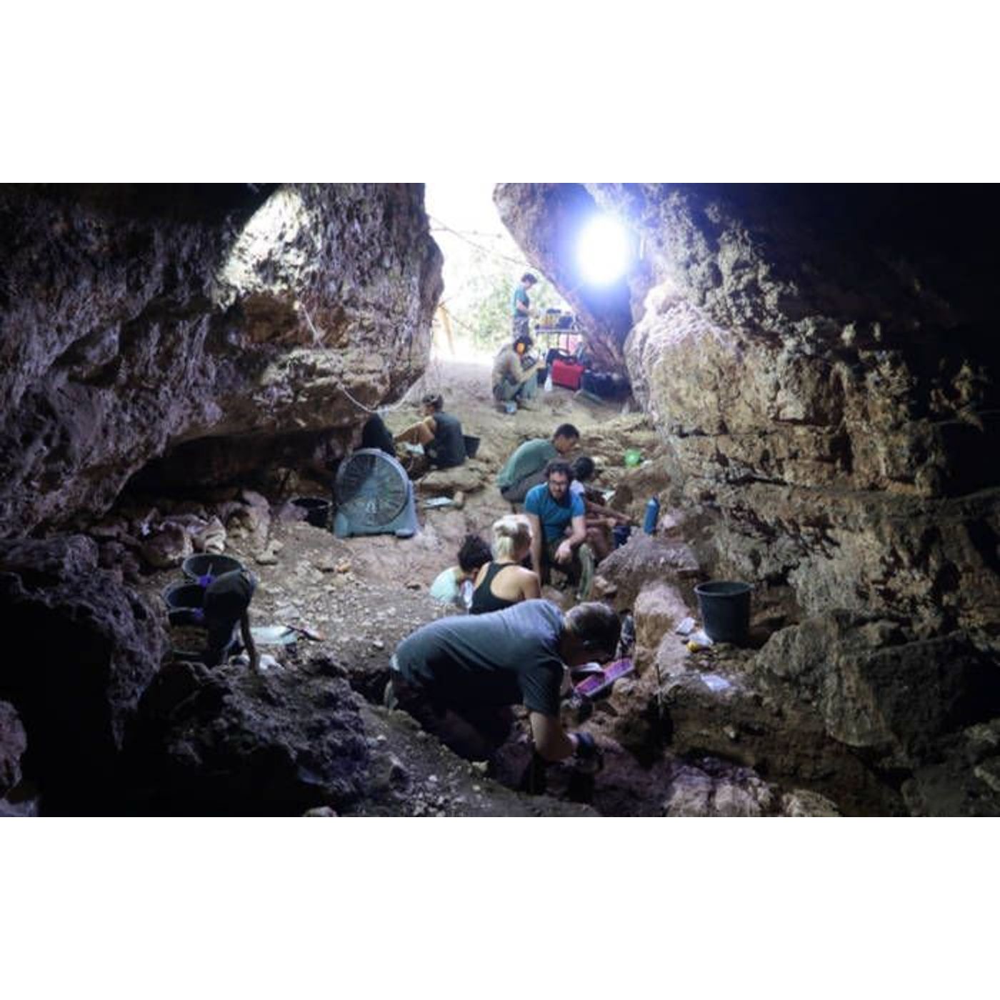 100,000-Year-Old Cave Find Reveals World's Oldest Human Burials | Ancient Origins