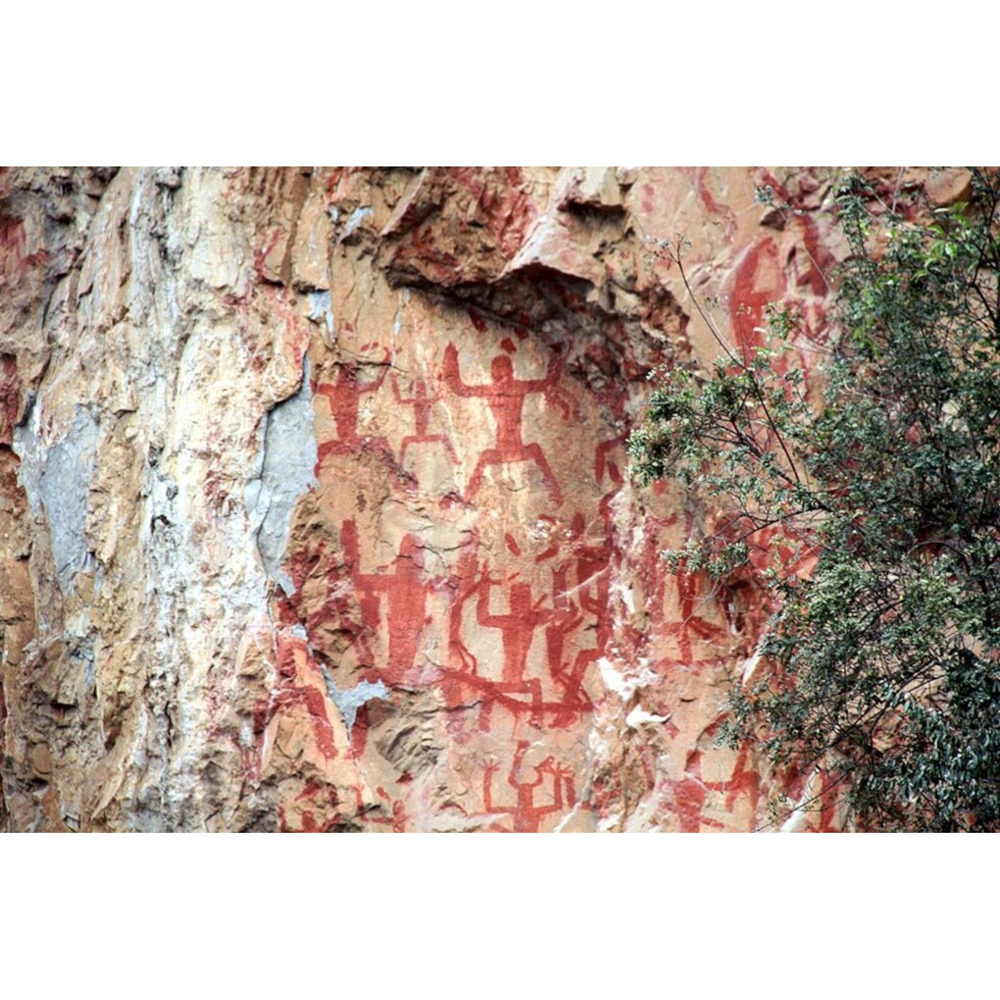 2,000-Year-Old Chinese Rock Art May Owe Its Survival to Blood from Childbirth | Ancient Origins episode artwork