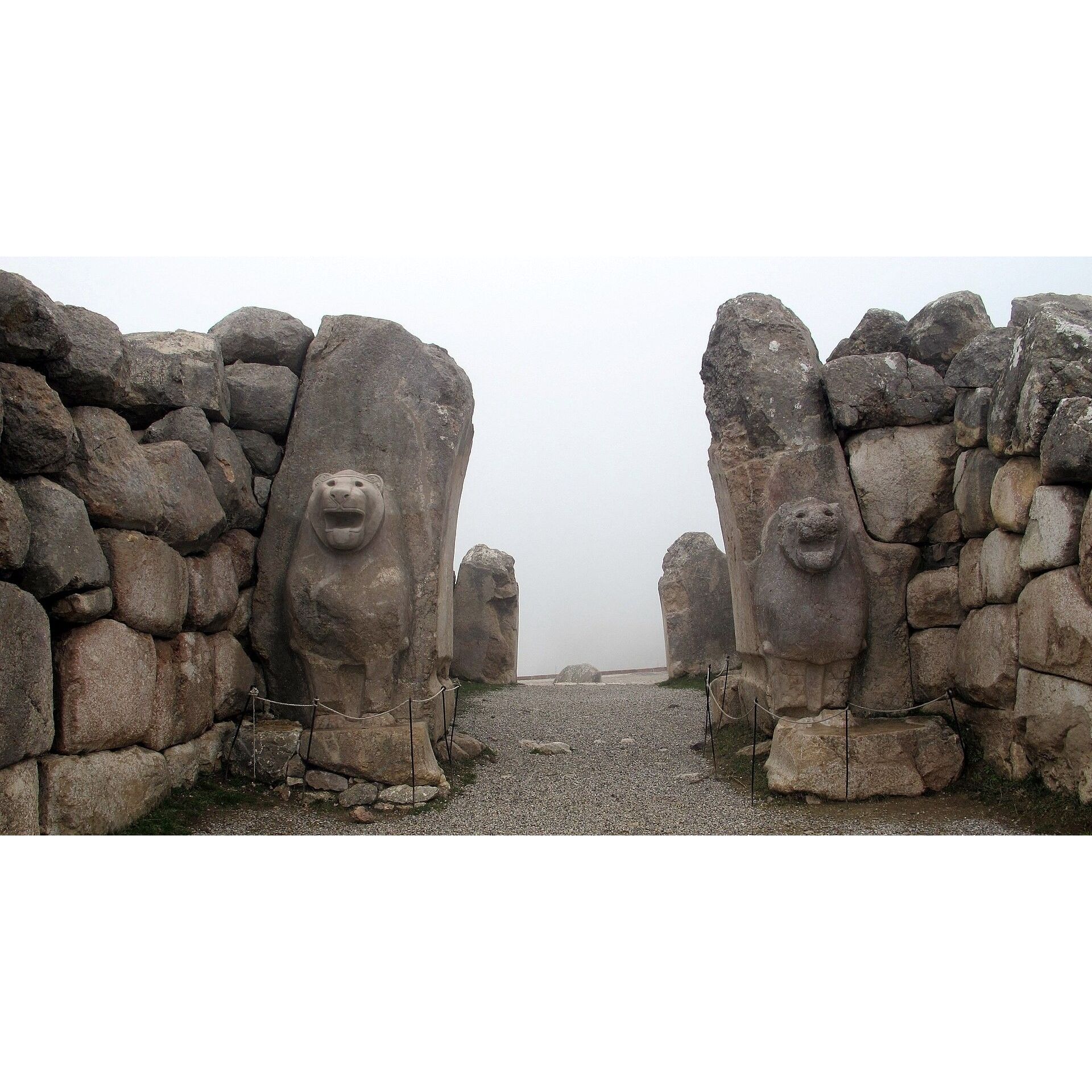 Archaeologists Find the Best-Preserved Tomb Yet at the Hittite Capital | Ancient Origins episode artwork