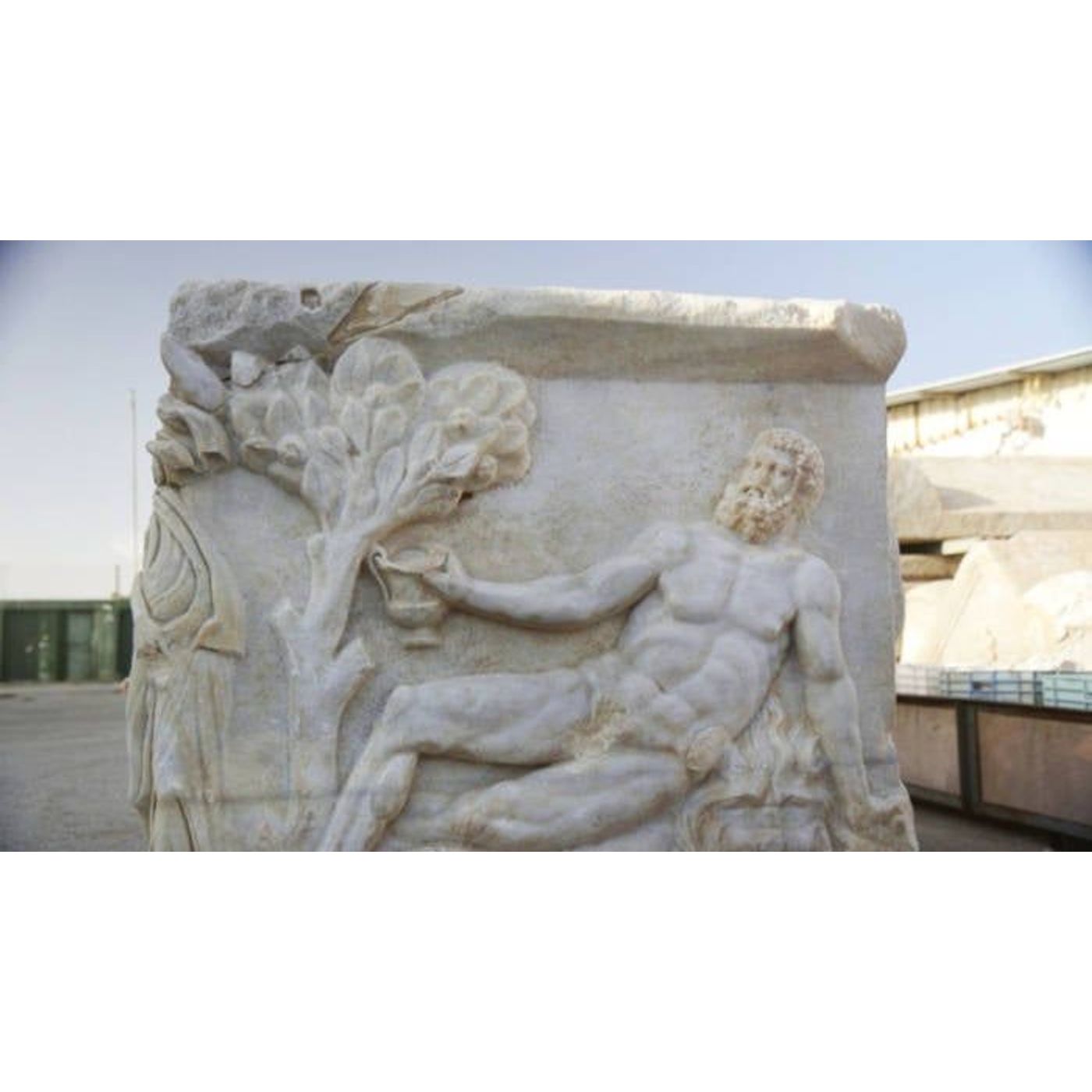 Roman Sarcophagus Depicts Dionysus and Hercules in Mythic Wine Duel | Ancient Origins