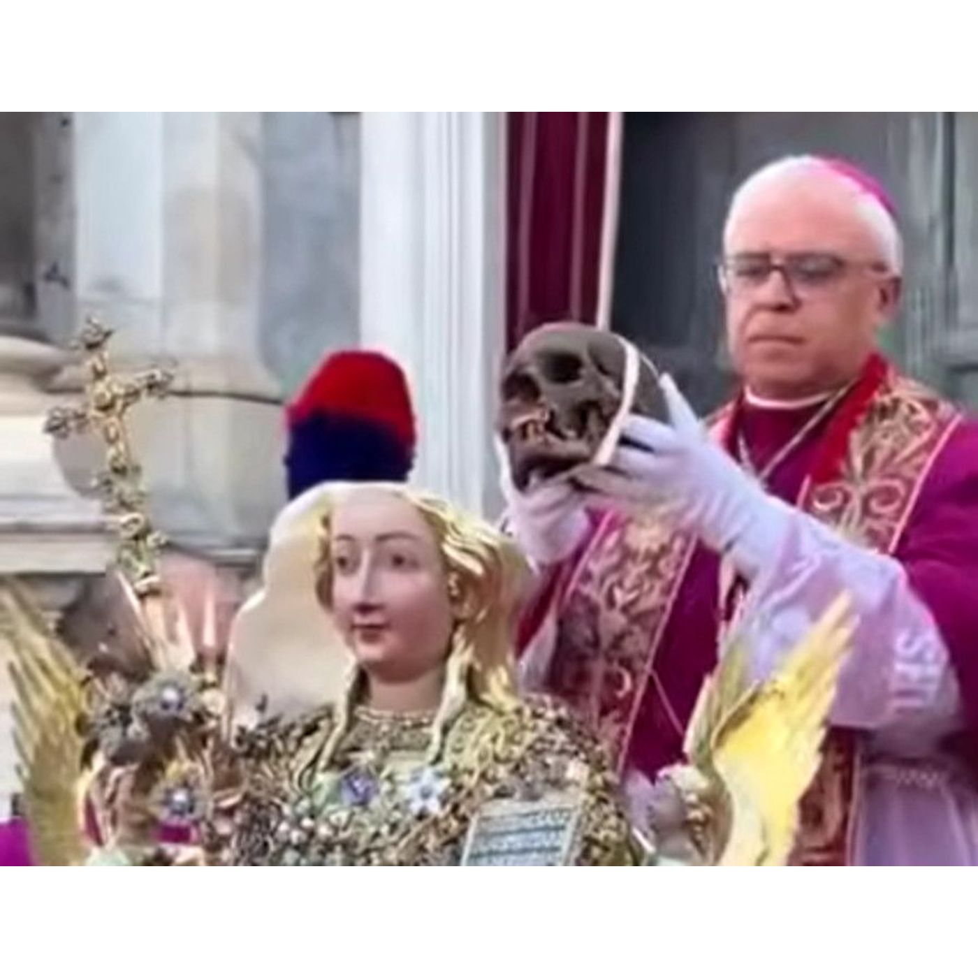 Kiss and Crown: 900-year Tradition for Saint Agatha’s Relics Coronation | Ancient Origins episode artwork
